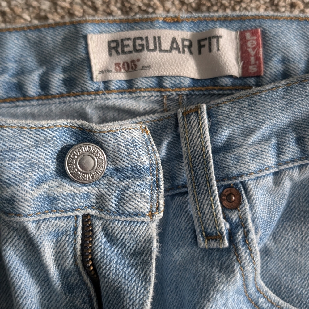 Levi's Light Blue Regular Fit Jeans